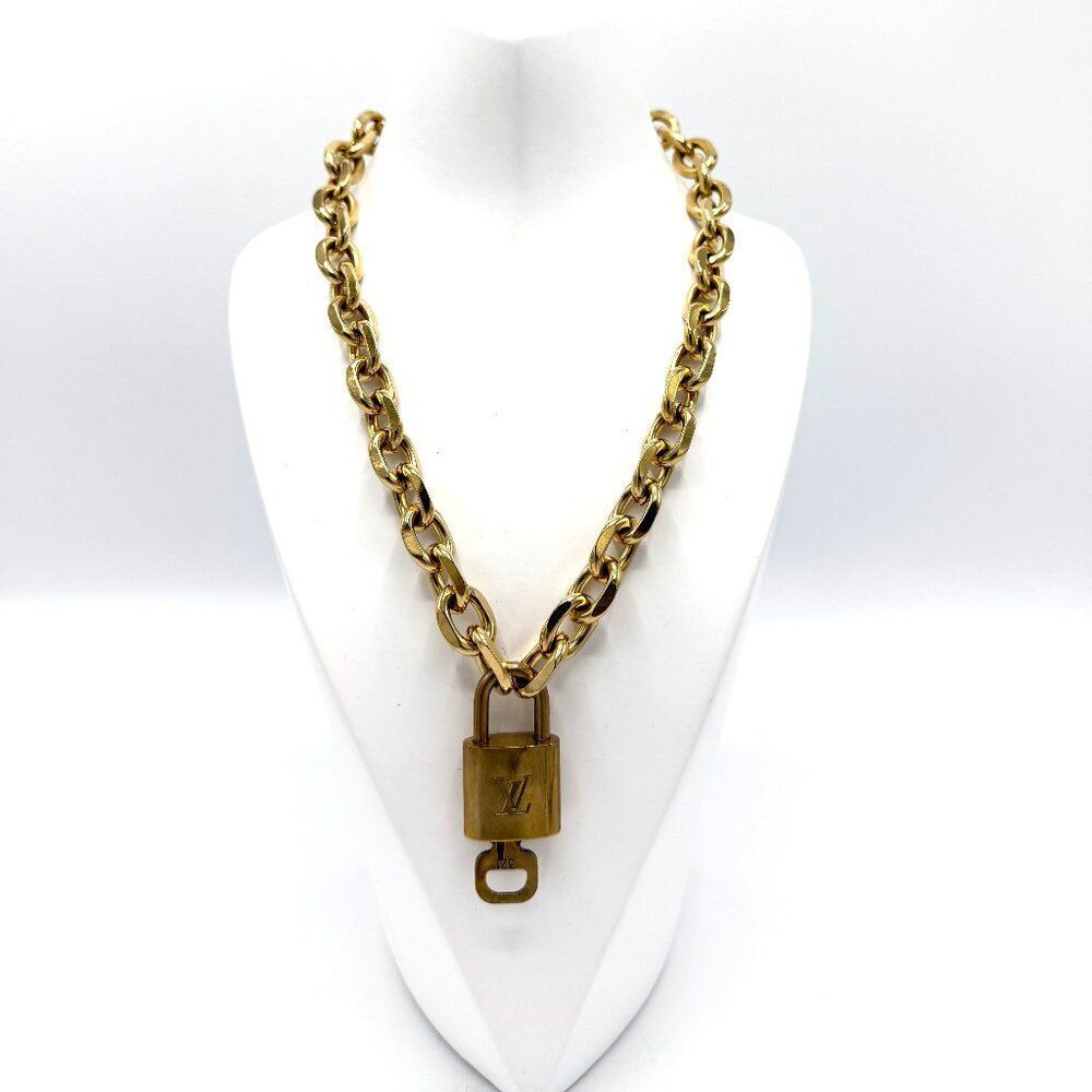 Louis Vuitton Lock and Key w/ Generic Chain Necklace